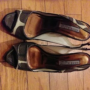 61/2 M Anne Klein shoes
